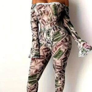 HALLOWEEN DOLLAR PRINT COSTUME SET INCLUDING BOOTS  SIZE 8 AND ROMPER SIZE S !!